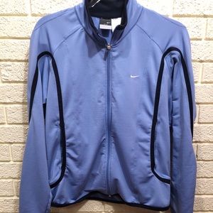 Nike women’s Dri-Fit Full zip jacket. EUC. Lg